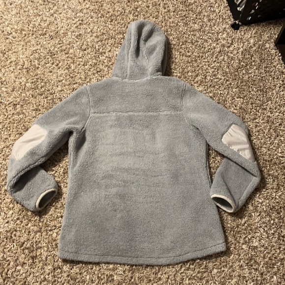 North Face Fuzzy Pullover - Picture 4 of 6